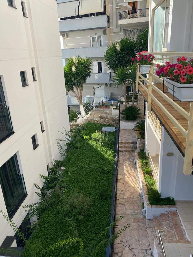 Apartamente Berti`s Garden Sarandë Exterior foto