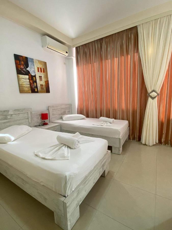 Apartamente Berti`s Garden Sarandë Exterior foto