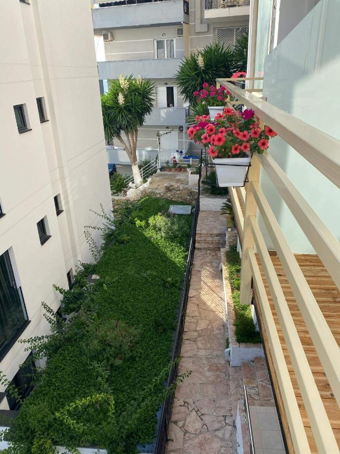 Apartamente Berti`s Garden Sarandë Exterior foto