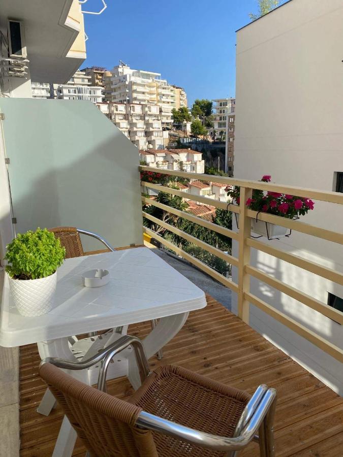 Apartamente Berti`s Garden Sarandë Exterior foto