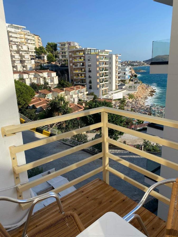 Apartamente Berti`s Garden Sarandë Exterior foto