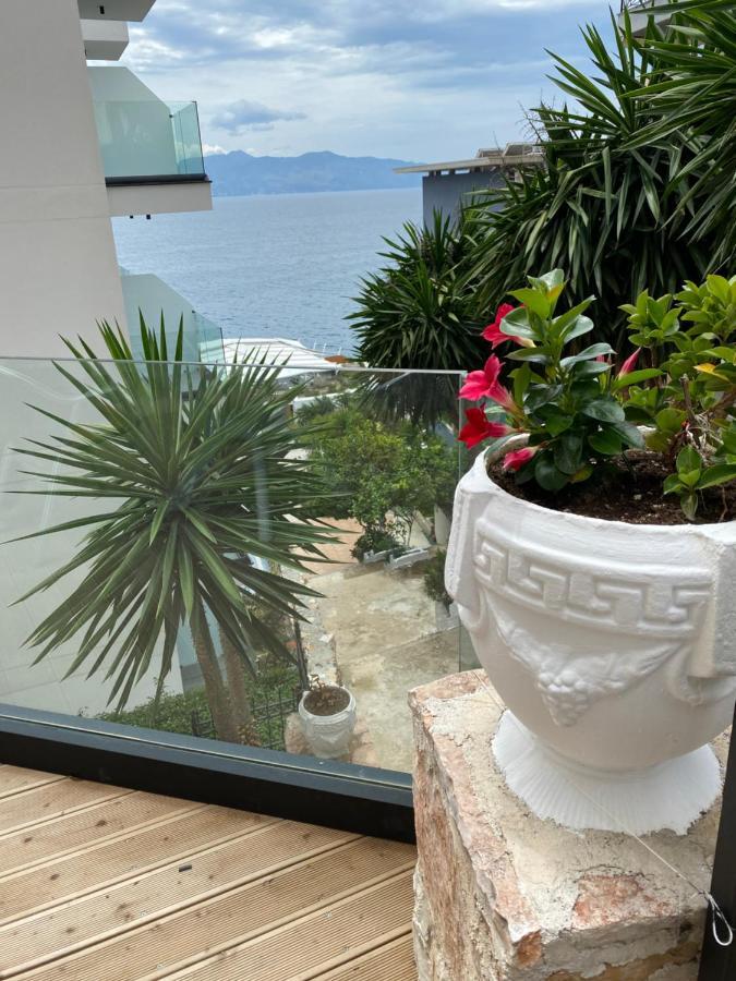Apartamente Berti`s Garden Sarandë Exterior foto