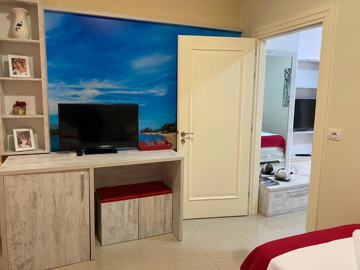 Apartamente Berti`s Garden Sarandë Exterior foto