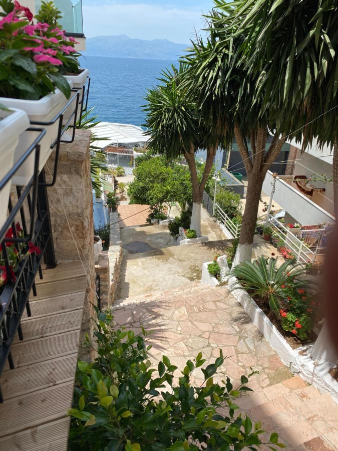 Apartamente Berti`s Garden Sarandë Exterior foto