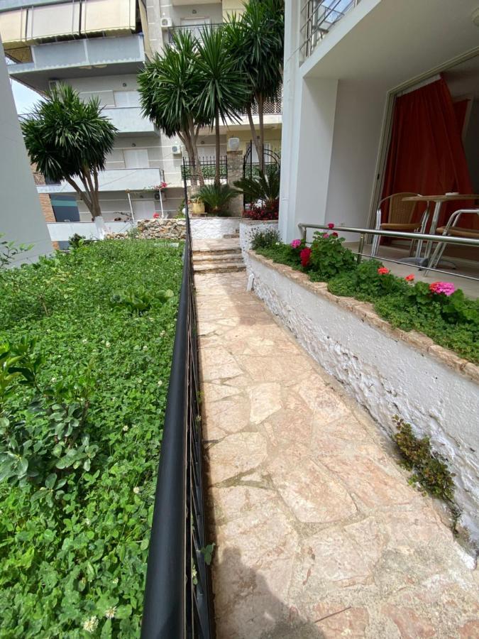 Apartamente Berti`s Garden Sarandë Exterior foto